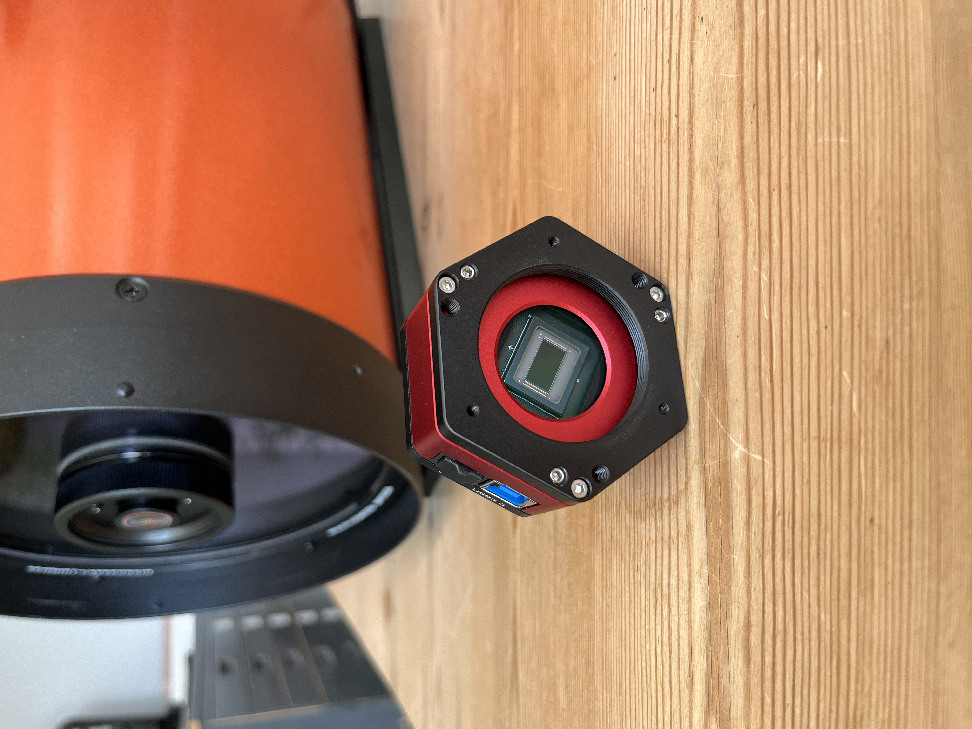Astronomy camera